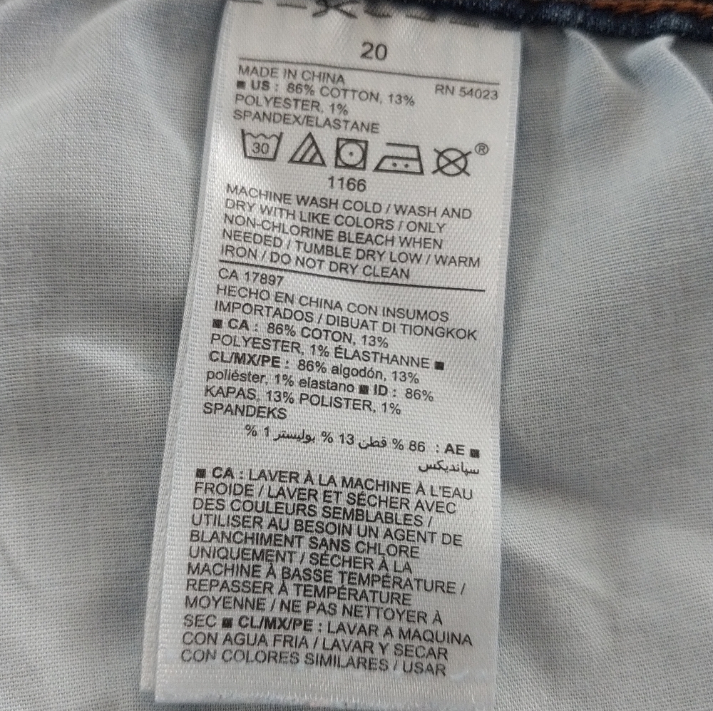 Old Navy Original Mid Rise Dark Wash Straight Jeans 20 - Picture 3 of 9